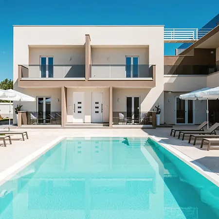 Eleia Domos - Althea Homes Апартаменты *