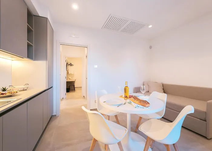 Eleia Domos - Althea Homes * Monopoli